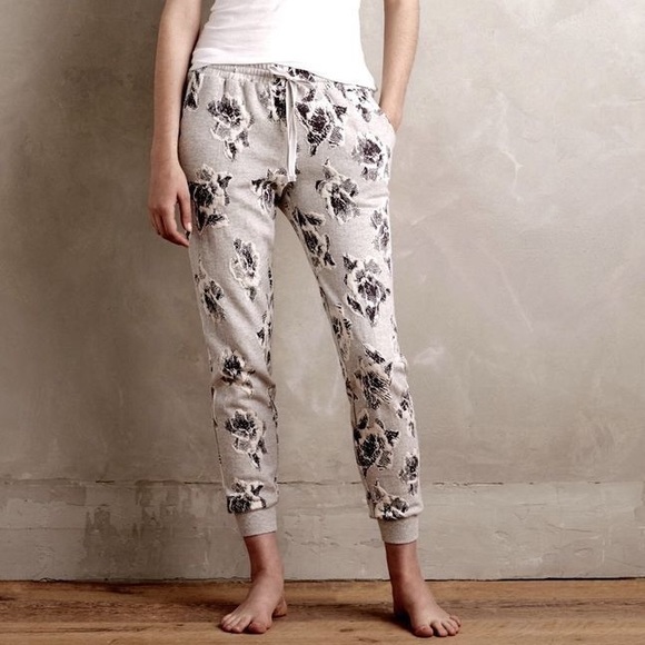 Anthropologie Pants - Anthropologie Saturday Sunday Floral Joggers